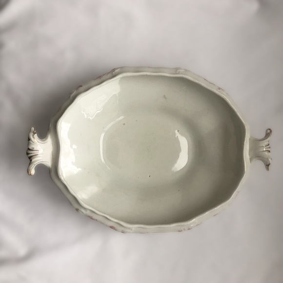 Vintage Johnson Bros. England Royal Semi-Porcelain Ivory Rose Floral Soup Tureen - Picture 5 of 13